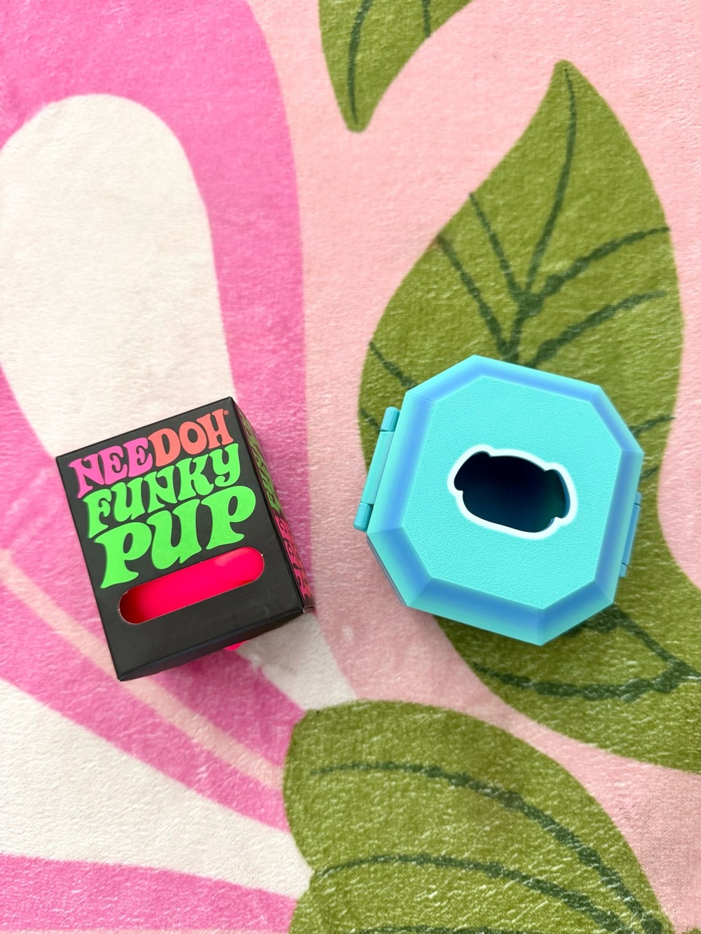 Needoh Pink funky pup with case